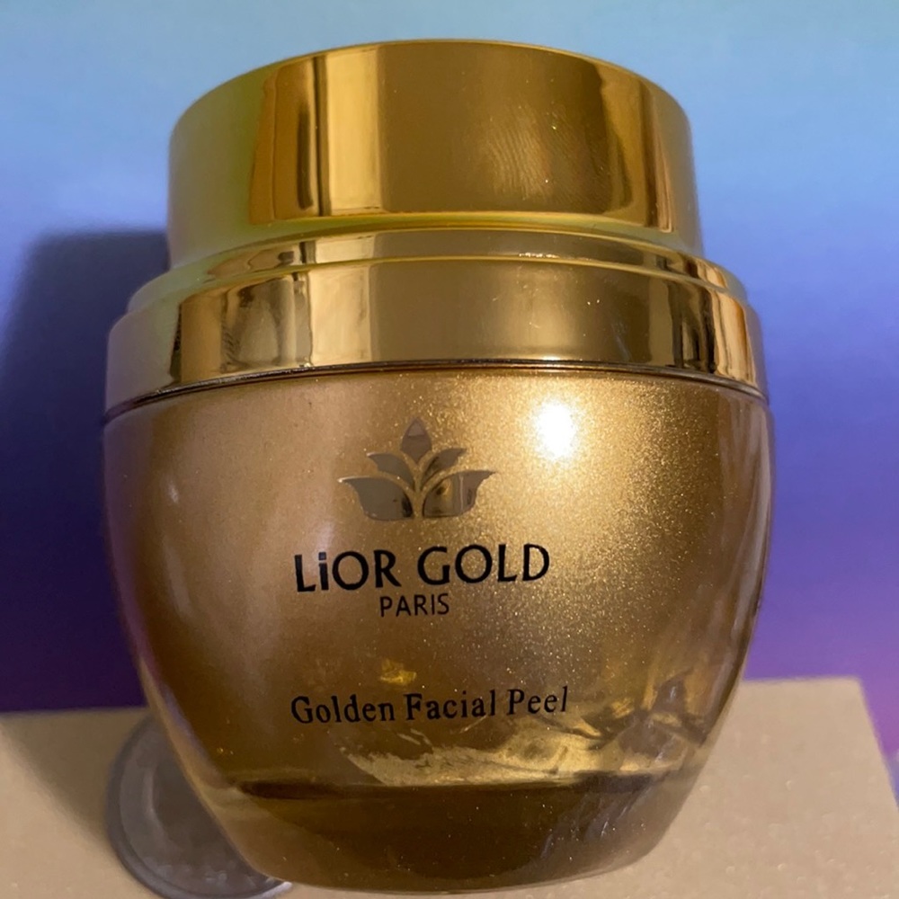 Golden facial peel mask